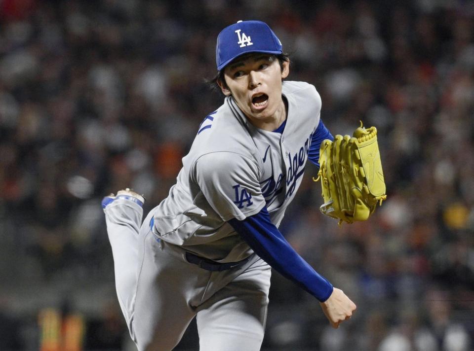 　ジャイアンツ戦の８回に登板し、１回を無安打無失点だったドジャース・佐々木朗＝サンフランシスコ（共同）