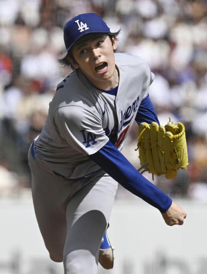 ５回に３番手で登板した佐々木（共同）