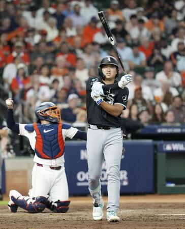 　アストロズ戦の５回、四球を選んだホワイトソックス・村上＝ヒューストン（共同）