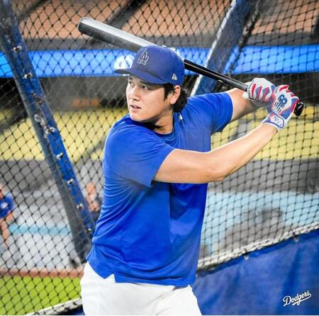 屋外フリー打撃を行う大谷（ロサンゼルス・ドジャース提供）