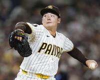 　ブルワーズ戦の５回途中に登板したパドレス・松井＝サンディエゴ（ＡＰ＝共同）
