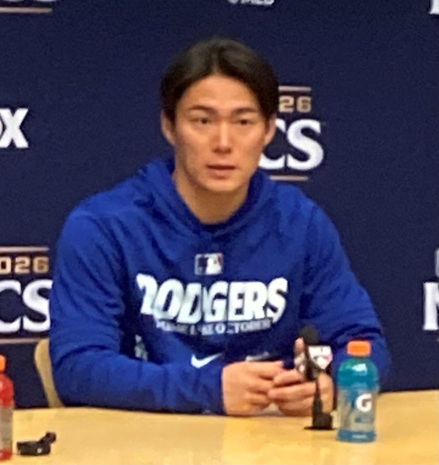 試合後、取材に応じる山本（撮影・小林信行）