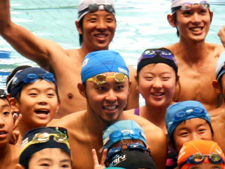 水泳教室を行った北島康介＝辰巳水泳場