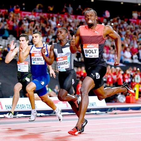 　陸上のロンドン・グランプリ男子２００メートルで優勝したボルト（ゲッティ＝共同）