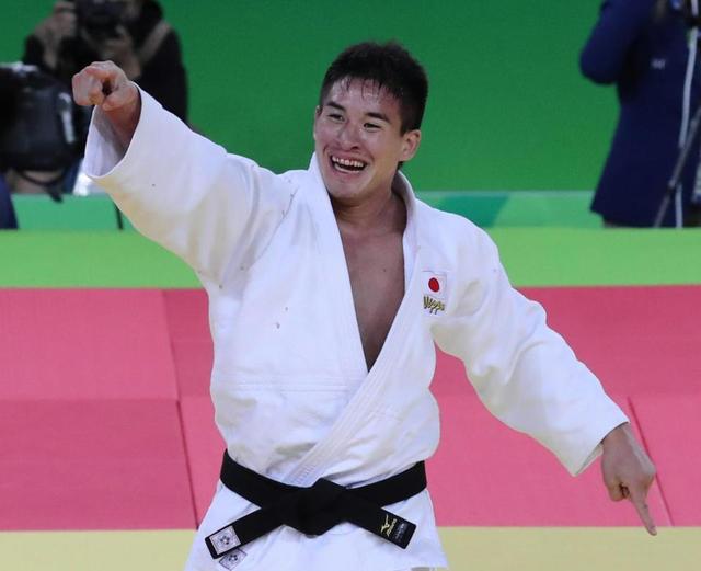 ベイカー茉秋 男子９０キロ級日本初の金メダル獲得「歴史に名を刻めた」
