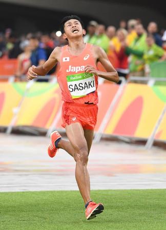 リオ五輪男子マラソンを１６位で走り終えた佐々木悟＝リオデジャネイロ