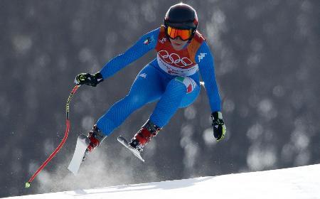 　アルペン女子滑降で初優勝したソフィア・ゴッジャ（ロイター＝共同）