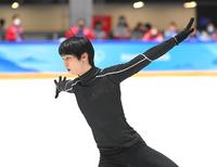 　ＳＰに向けて調整する羽生結弦（撮影・堀内翔）