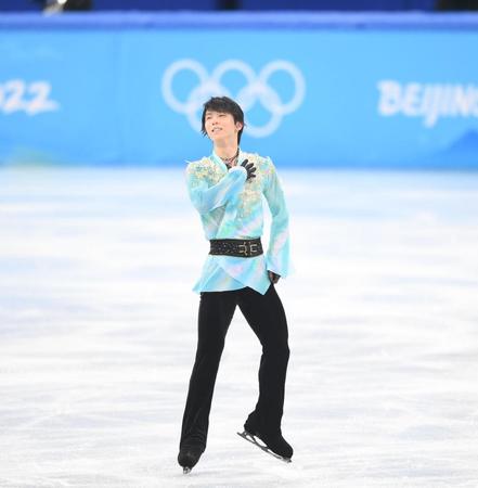 　フリー演技を終えて笑顔を見せる羽生結弦（撮影・堀内翔）