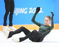 　公式練習で調整を行ったワリエワ（撮影・堀内翔）