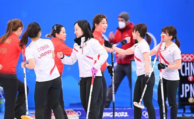 カーリング女子 日本が中国に完勝で４連勝 ナイスー 相手がコンシード 夜に韓国戦 北京五輪 デイリースポーツ Online