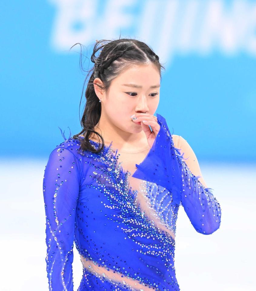 　フリー演技を終えて厳しい表情を見せる河辺愛菜（撮影・堀内翔）