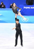 　三浦璃来、木原龍一組の演技（撮影・堀内翔）