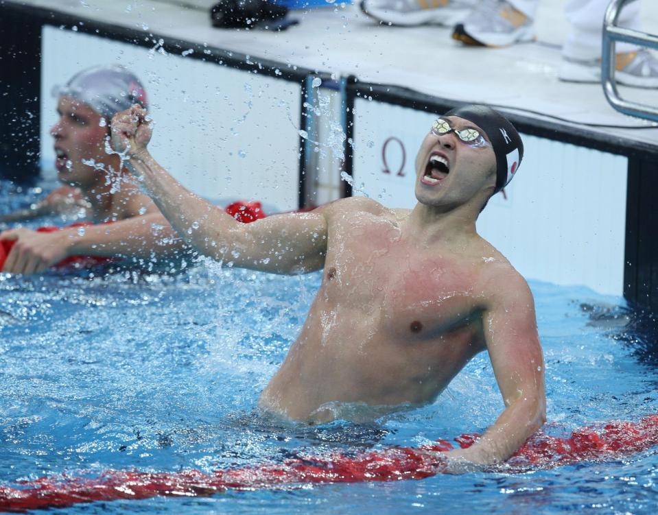 　北京五輪、競泳・男子１００メートル平泳ぎを制した北島康介＝２００８年８月１１日