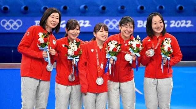 カー娘 ５人の絆が最高にナイスぅ 藤沢 みんなで獲れたメダル 一問一答 北京五輪 デイリースポーツ Online