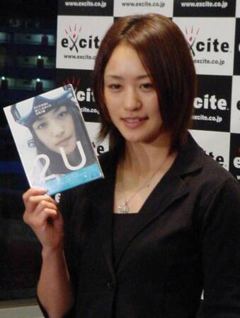 初のドキュメントDVDを発売したモーグルの上村愛子＝０６年１０月