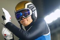 男子個人ノーマルヒルの公式練習に臨む小林陵侑＝プレダッツォ（提供・共同通信社）