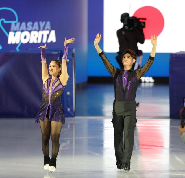 フィギュア団体 アイスダンスの“うたまさ”が登場 冒頭から会場に手拍子