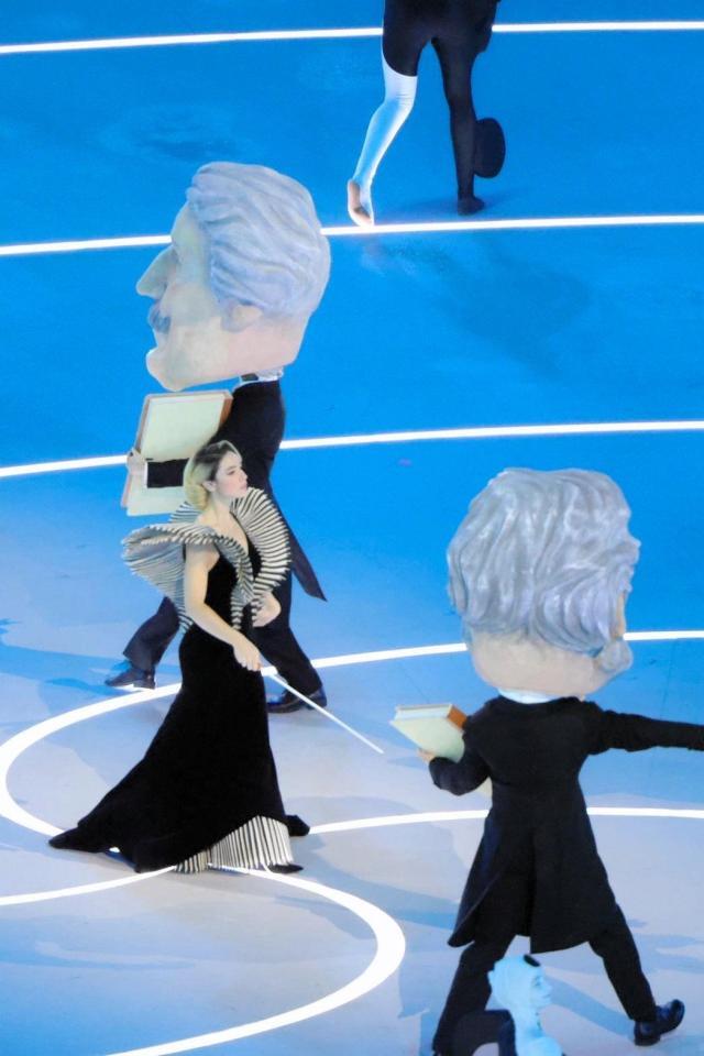 五輪開会式に登場したマティルダ・デ・アンジェリス＝ジョゼッペ・メアッツァ競技場