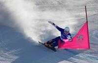 男子パラレル大回転予選　滑走する斯波正樹＝リビーニョ（共同）