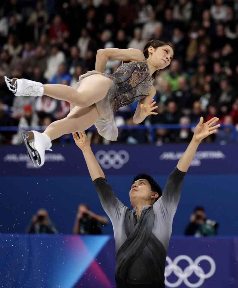 ペアフリーで演技する三浦璃来（左）と木原龍一（写真提供・ロイター／アフロ）