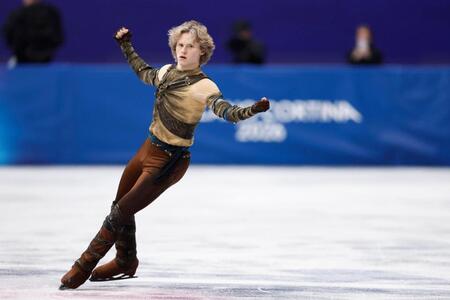 男子ＳＰ　演技するイリア・マリニン（共同）