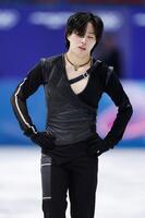 男子ＳＰの演技を終え、肩を落とす三浦佳生（共同）