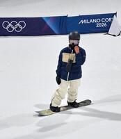 本番会場のテスト滑走に参加した平野歩夢＝リビーニョ（共同）