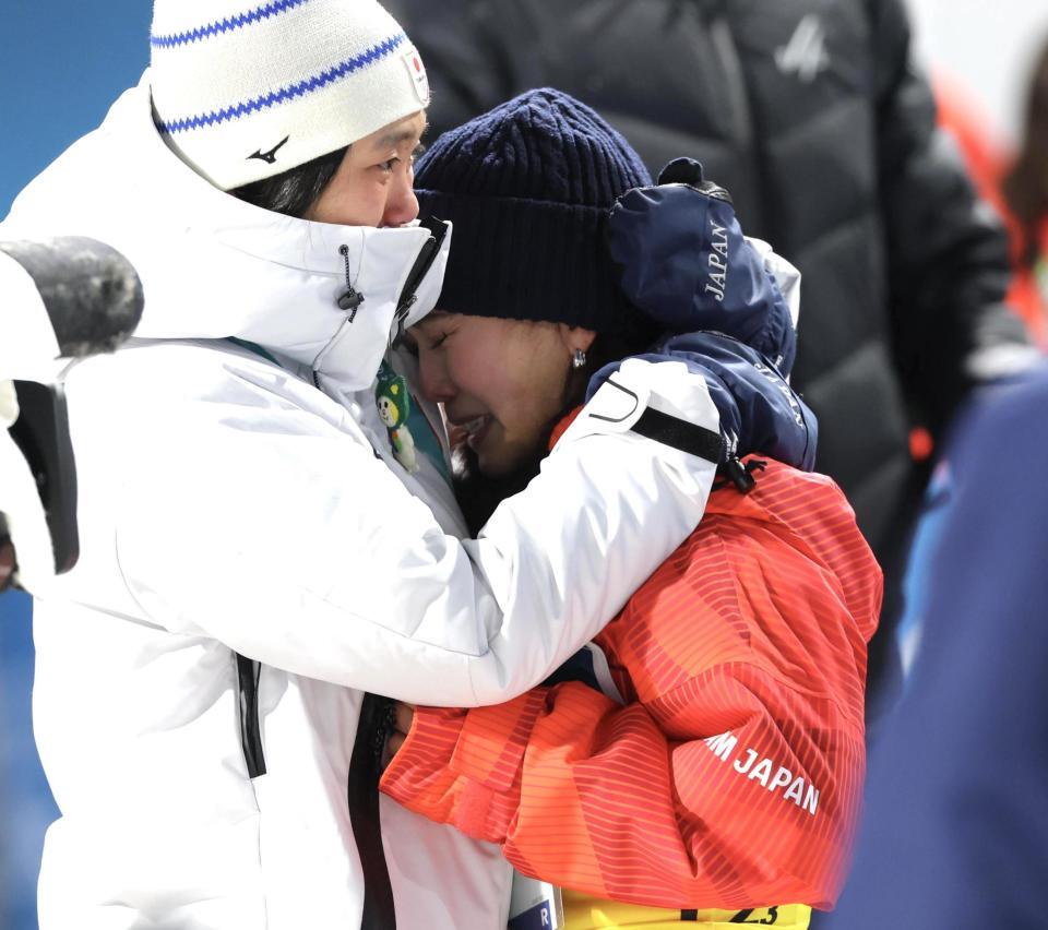 銅メダルに号泣する高梨沙羅（撮影・吉澤敬太）