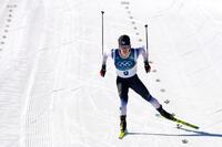 ゴールに向かう山崎大翔