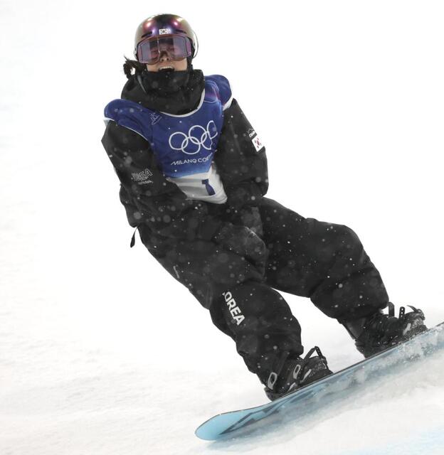 劇的決着　１回目大転倒の韓国選手が金