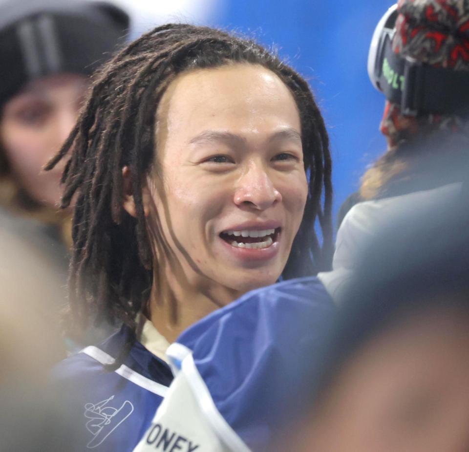 決勝進出を決め笑顔を見せる平野歩夢（撮影・吉澤敬太）