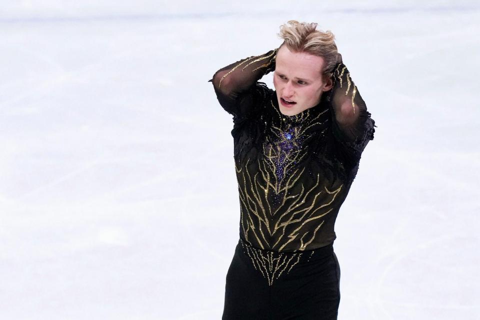 男子フリーの演技を終え、厳しい表情のイリア・マリニン＝ミラノ（共同）