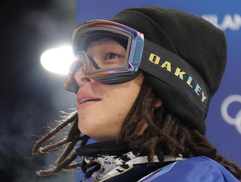 ３本目を滑り終え、得点を確認する平野歩夢＝リビーニョ・スノーパーク（撮影・吉澤敬太）