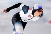 男子５００メートル　滑走する倉坪克拓＝ミラノ（共同）