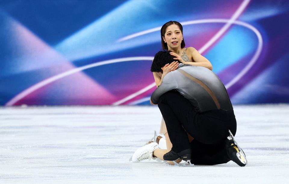 会心の演技で世界歴代最高となる１５８・１３点をマークした三浦璃来、木原龍一（写真提供：ロイター／アフロ）