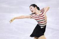 　女子ＳＰ　演技する中井亜美＝ミラノ（共同）