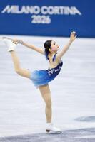 女子フリー　演技する千葉百音＝ミラノ（共同）