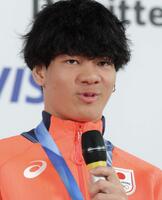 　会見する木俣椋真（撮影・吉澤敬太）