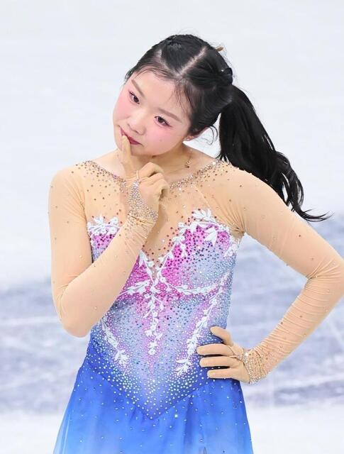 中井亜美の首傾げたポーズに「電撃」