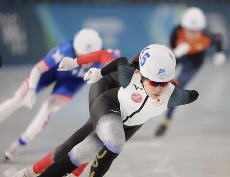 快走する佐藤綾乃（撮影・吉澤敬太）