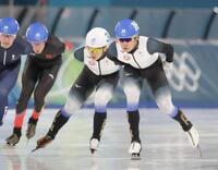 決勝で力走する（右から）蟻戸一永と佐々木翔夢（撮影・吉澤敬太）