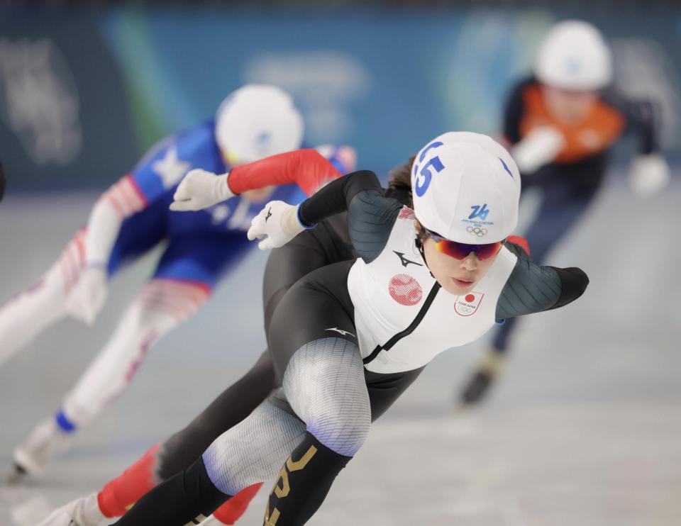 快走する佐藤綾乃（撮影・吉澤敬太）