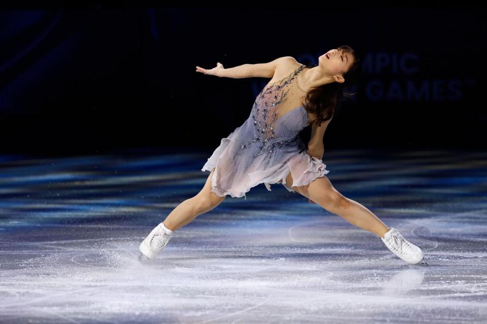 エキシビションで演技する坂本花織＝ミラノ（共同）