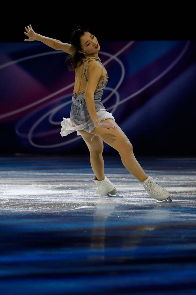 エキシビションで演技する坂本花織＝ミラノ（共同）