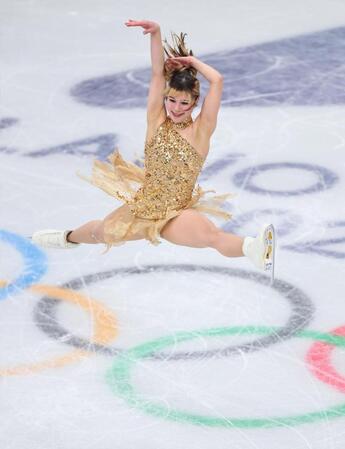 女子フリー　演技するアリサ・リュウ