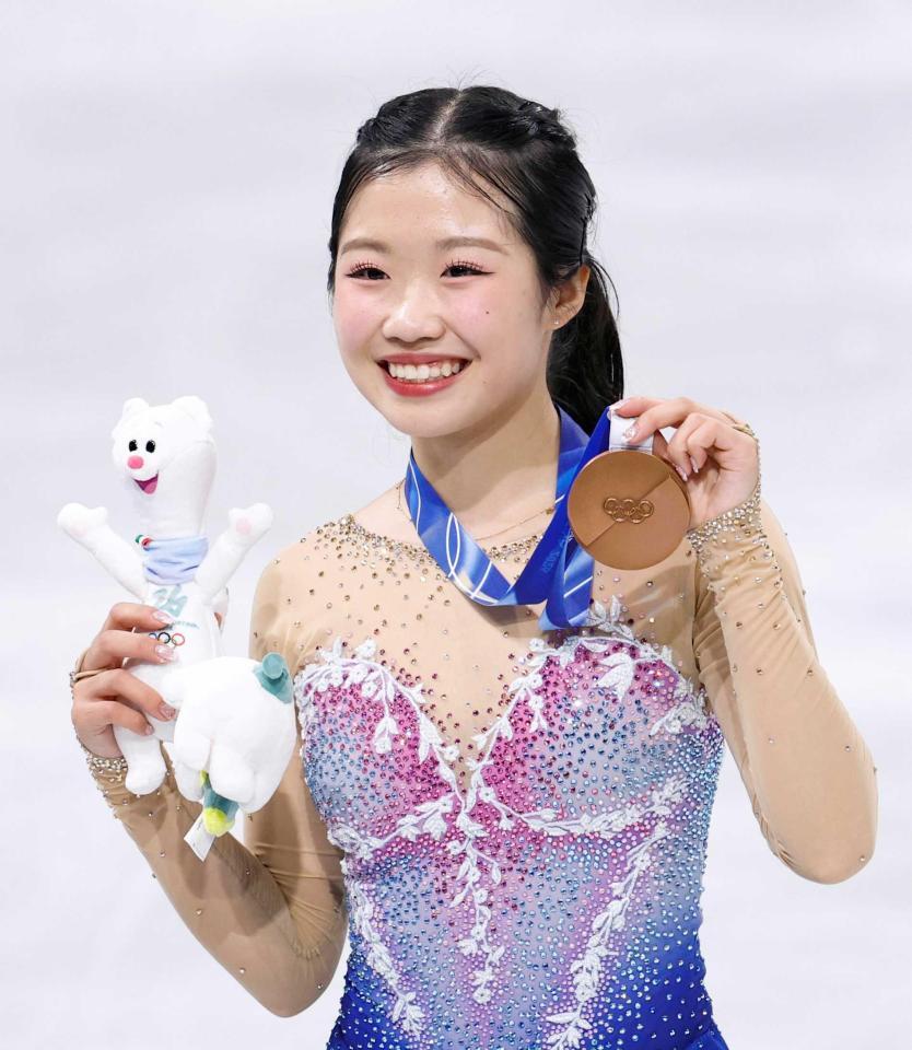 　銅メダルを獲得した中井亜美