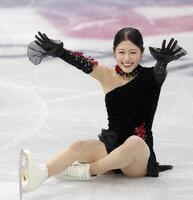 演技を終え笑顔の韓国のイ・ヘイン＝１９日