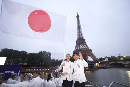 【写真】身長170センチの金髪　日本人離れしたフェンシング美女に世界もため息