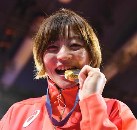 柔道金メダリストは進学校→国立大　激変の同郷タレントが驚がく＆祝福